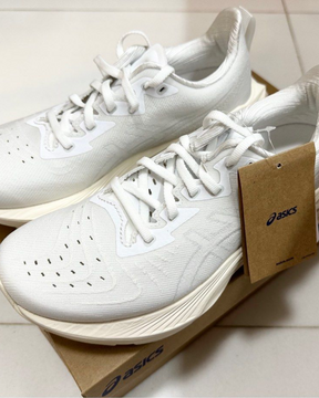 Asics NovaBlast 4 - Linha Premium