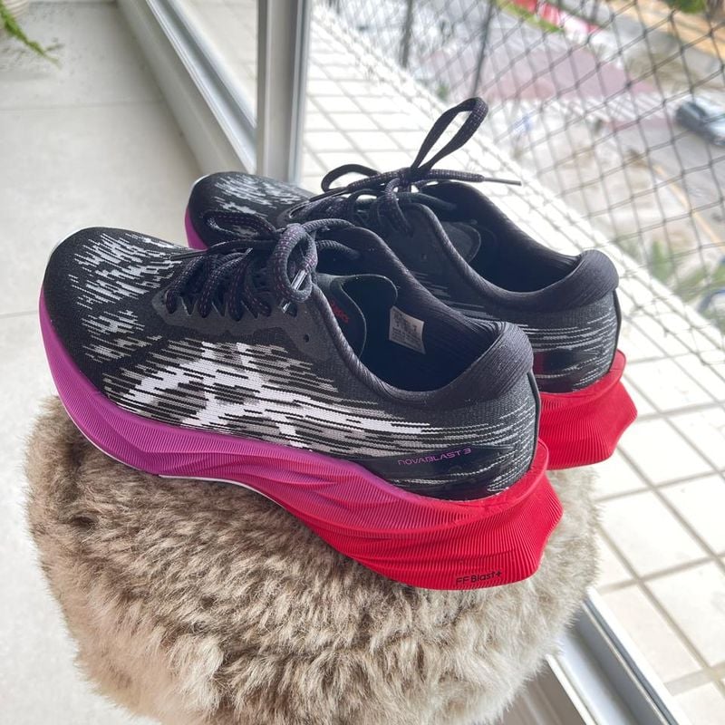 Asics NovaBlast 3 - Linha Premium